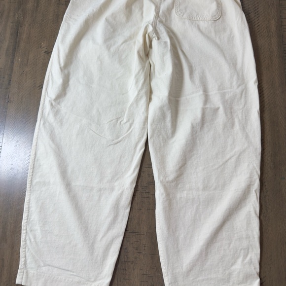 Everlane Organic Cotton White Wide-Leg Pants - Picture 9 of 11